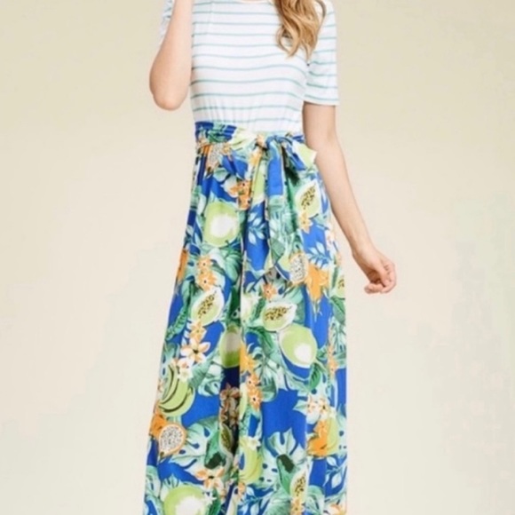 Reborn J Tropical Print Jumpsuit - Picture 4 of 8